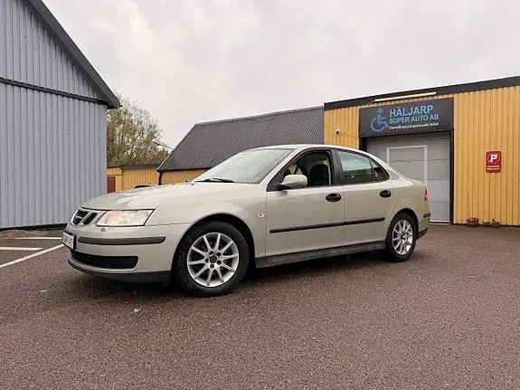 Saab 9-3 2005 photo 2