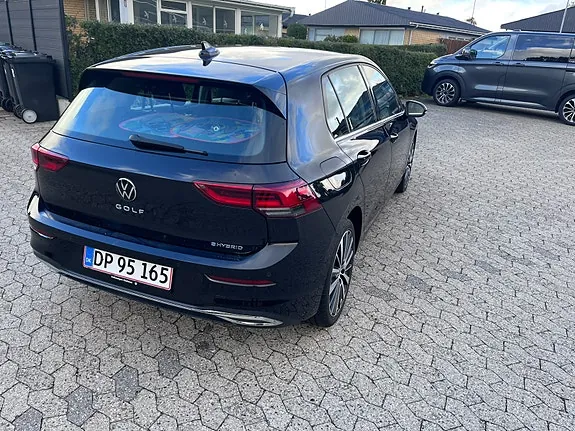 Volkswagen Golf Viii 2021 photo 3