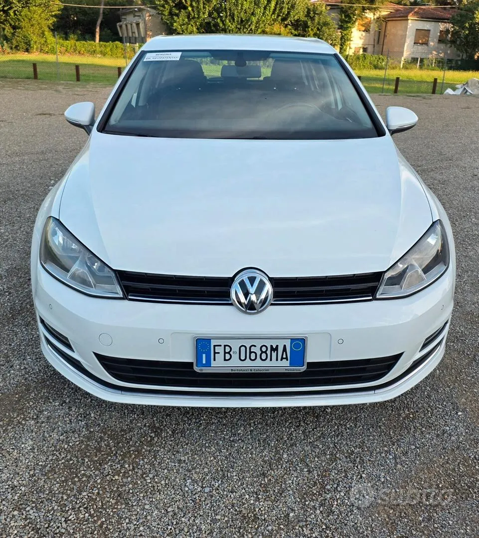 Volkswagen Golf 2015 photo 2