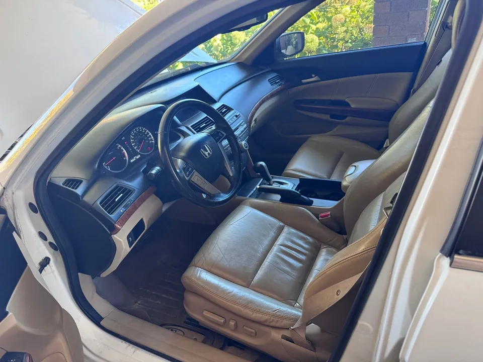Honda Accord 2011 photo 3