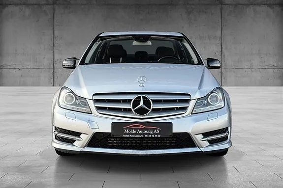 Mercedes-Benz C200 2011 photo 2