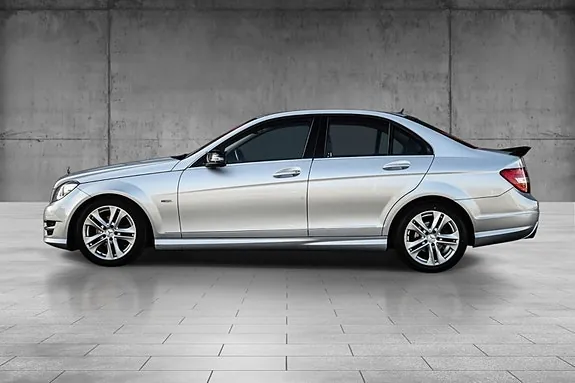 Mercedes-Benz C200 2011 photo 4