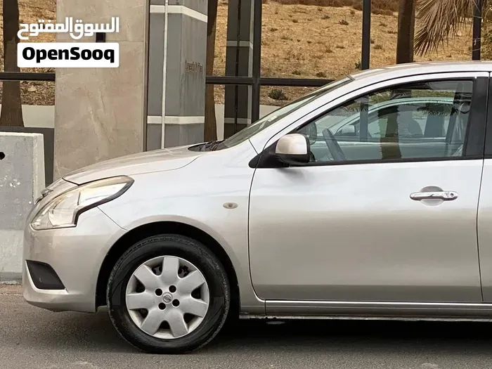 Nissan Sunny 2023 photo 4