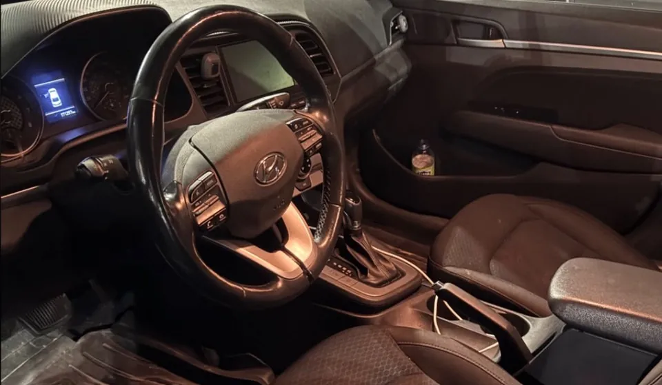 Hyundai Elantra 2020 photo 4