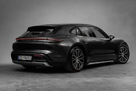 Porsche Taycan Cross Turismo 2022 photo 3