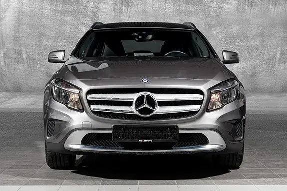 Mercedes-Benz Gla 180 2016 photo 3