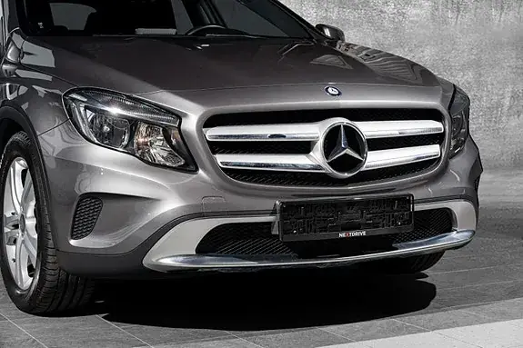 Mercedes-Benz Gla 180 2016 photo 2