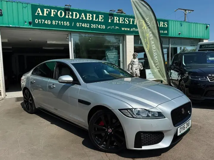 Jaguar Xf