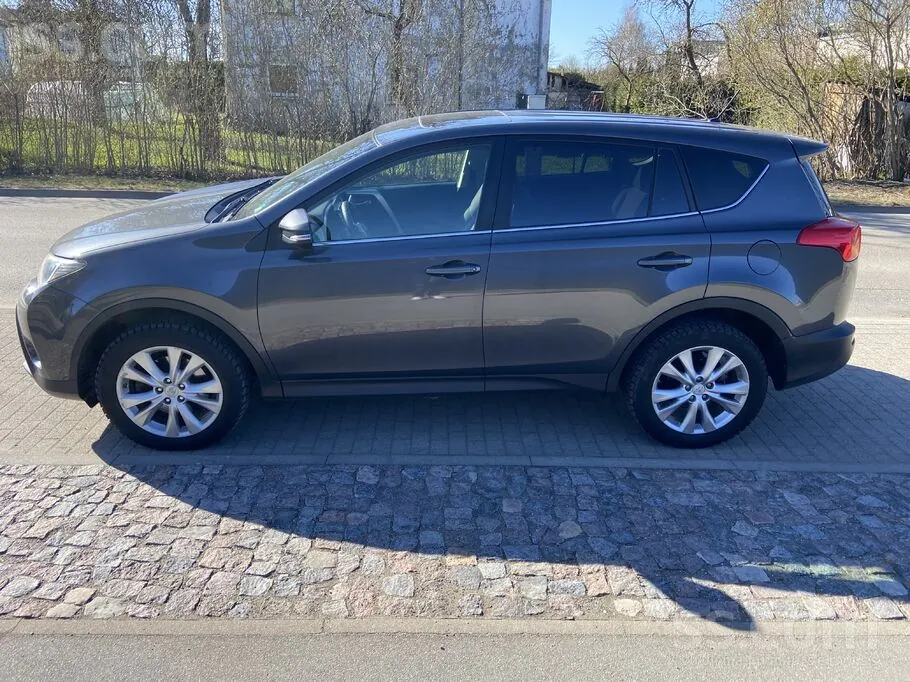 Toyota Rav4 2013 photo 2