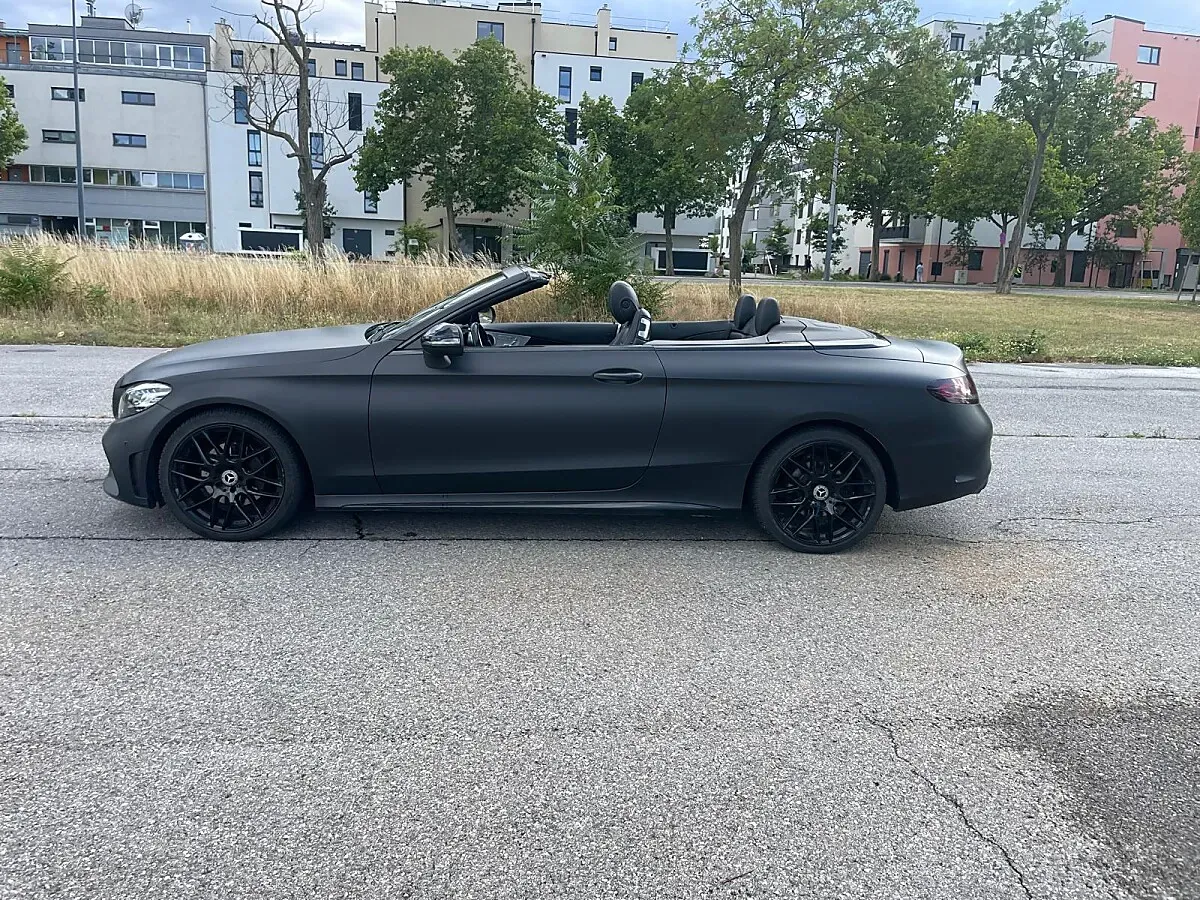 Mercedes-Benz C-Class 2020 photo 2
