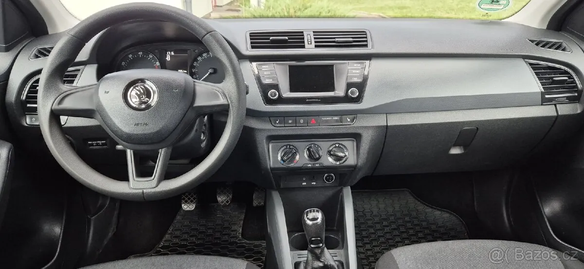 Skoda Fabia 2018 photo 5
