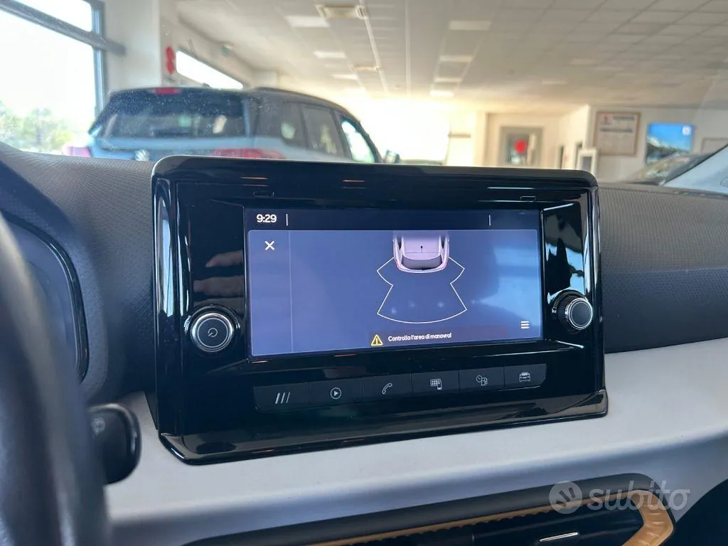 Seat Ibiza 2022 photo 2