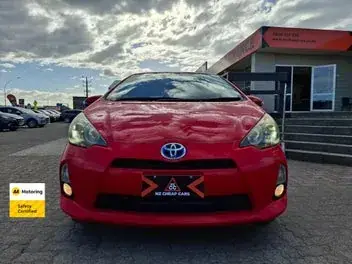 Toyota Aqua 2013 photo 3