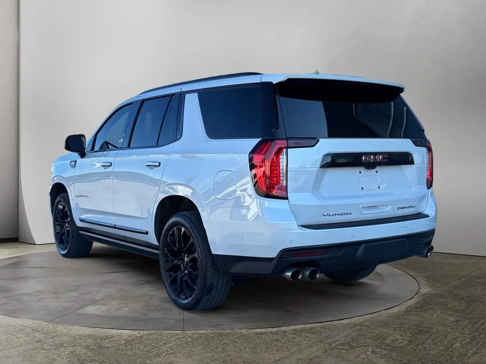 GMC Yukon 2023 photo 3