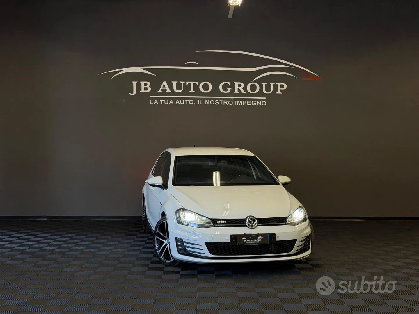 Volkswagen Golf 2015 photo 2