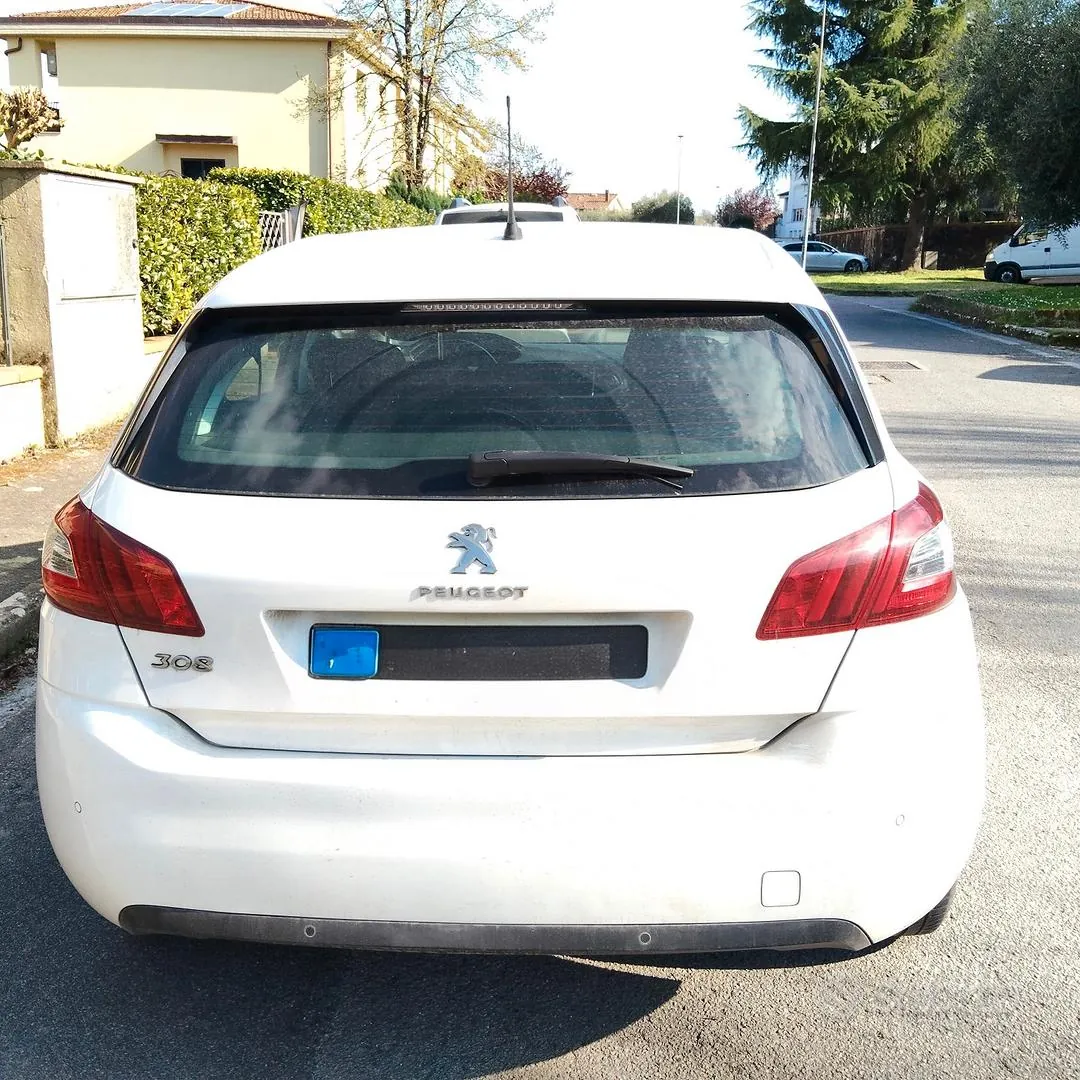 Peugeot 308 2017 photo 3