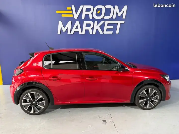 Peugeot 208 2022 photo 2