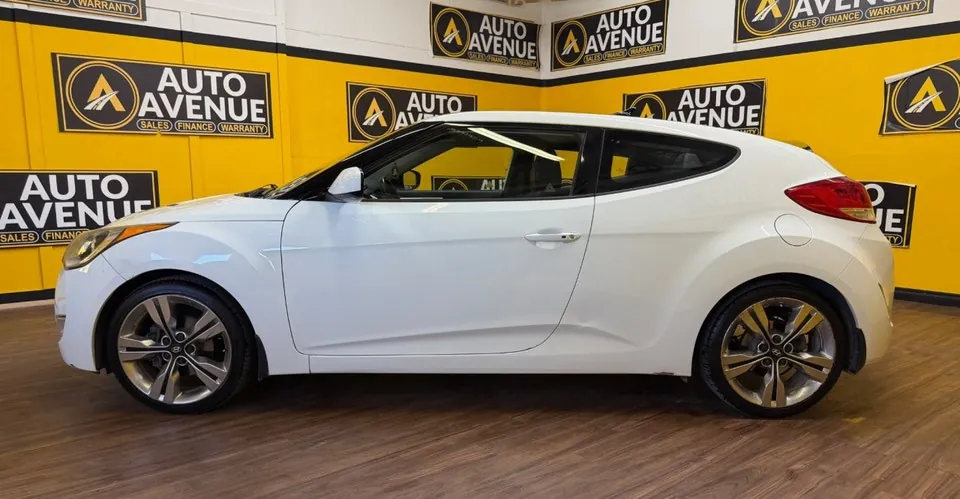 Hyundai Veloster 2013 photo 2