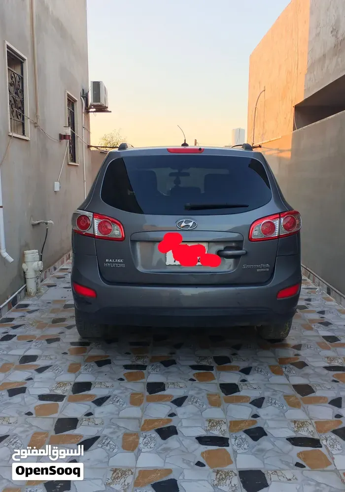 Hyundai Santa Fe 2010 photo 3