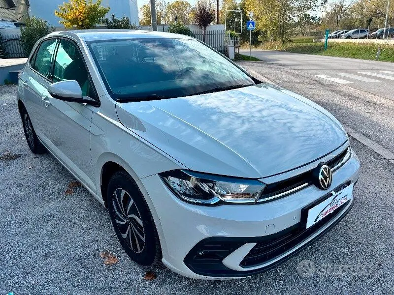 Volkswagen Polo 2023 photo 3