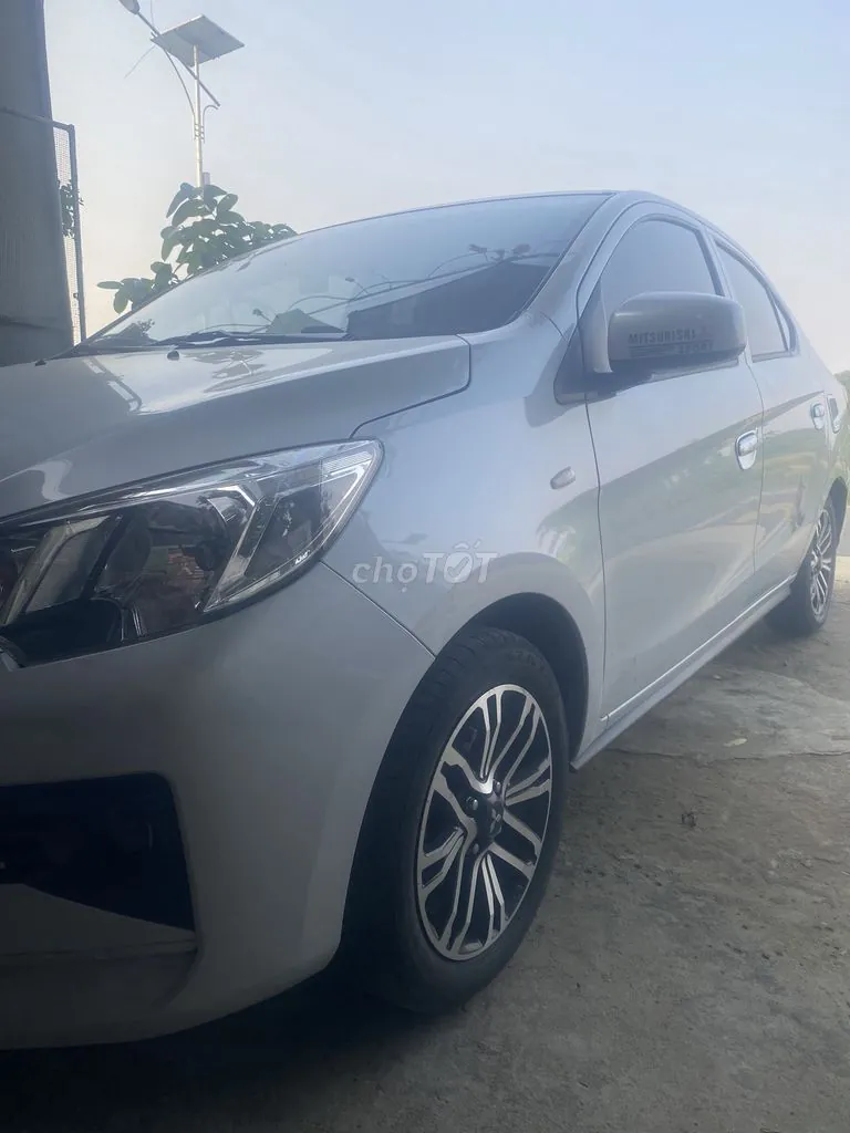 Mitsubishi Attrage