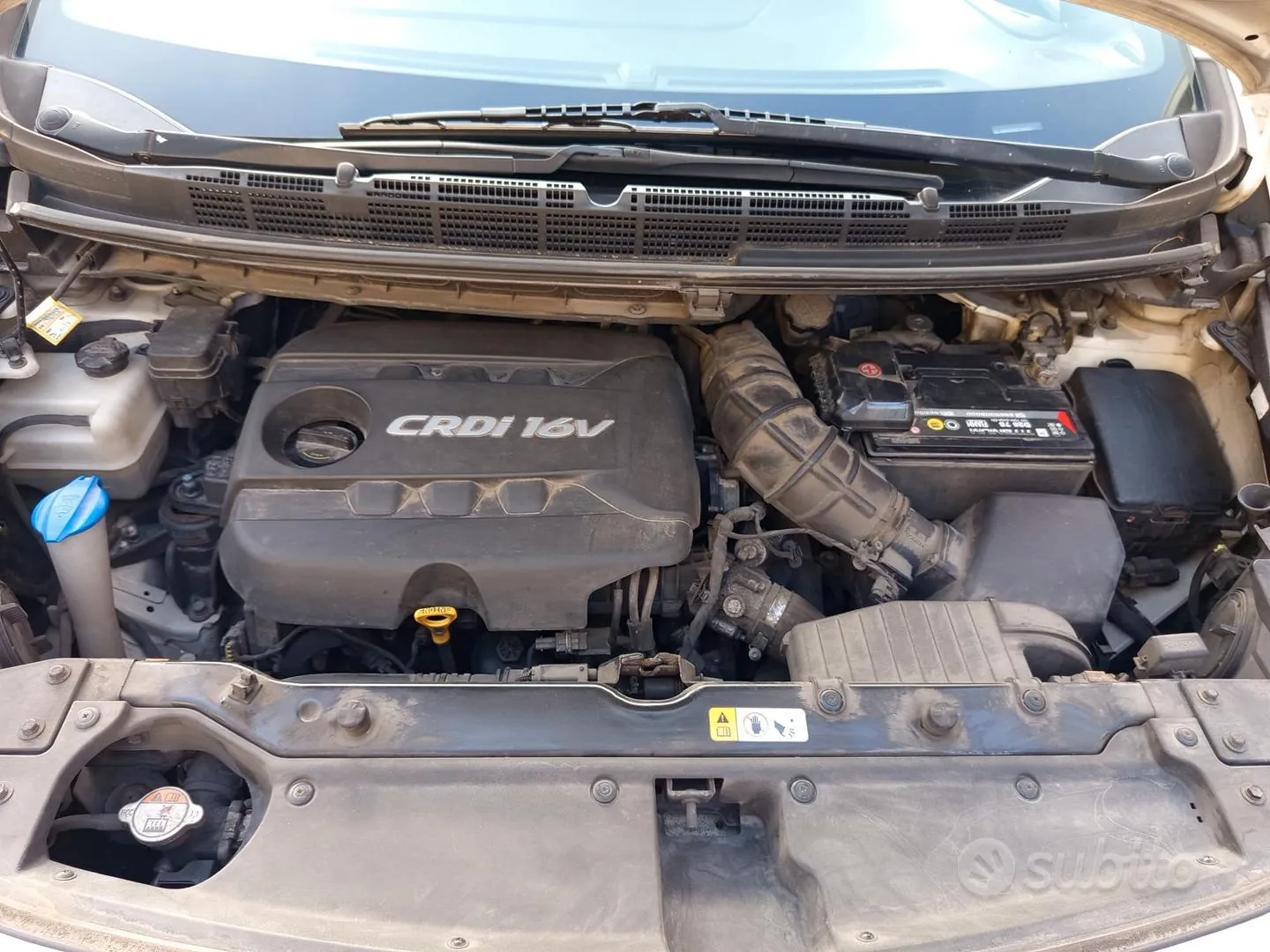 Kia Carens 2014 photo 5