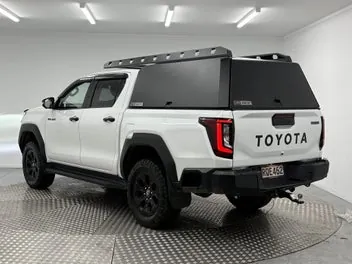 Toyota Hilux 2026 photo 4