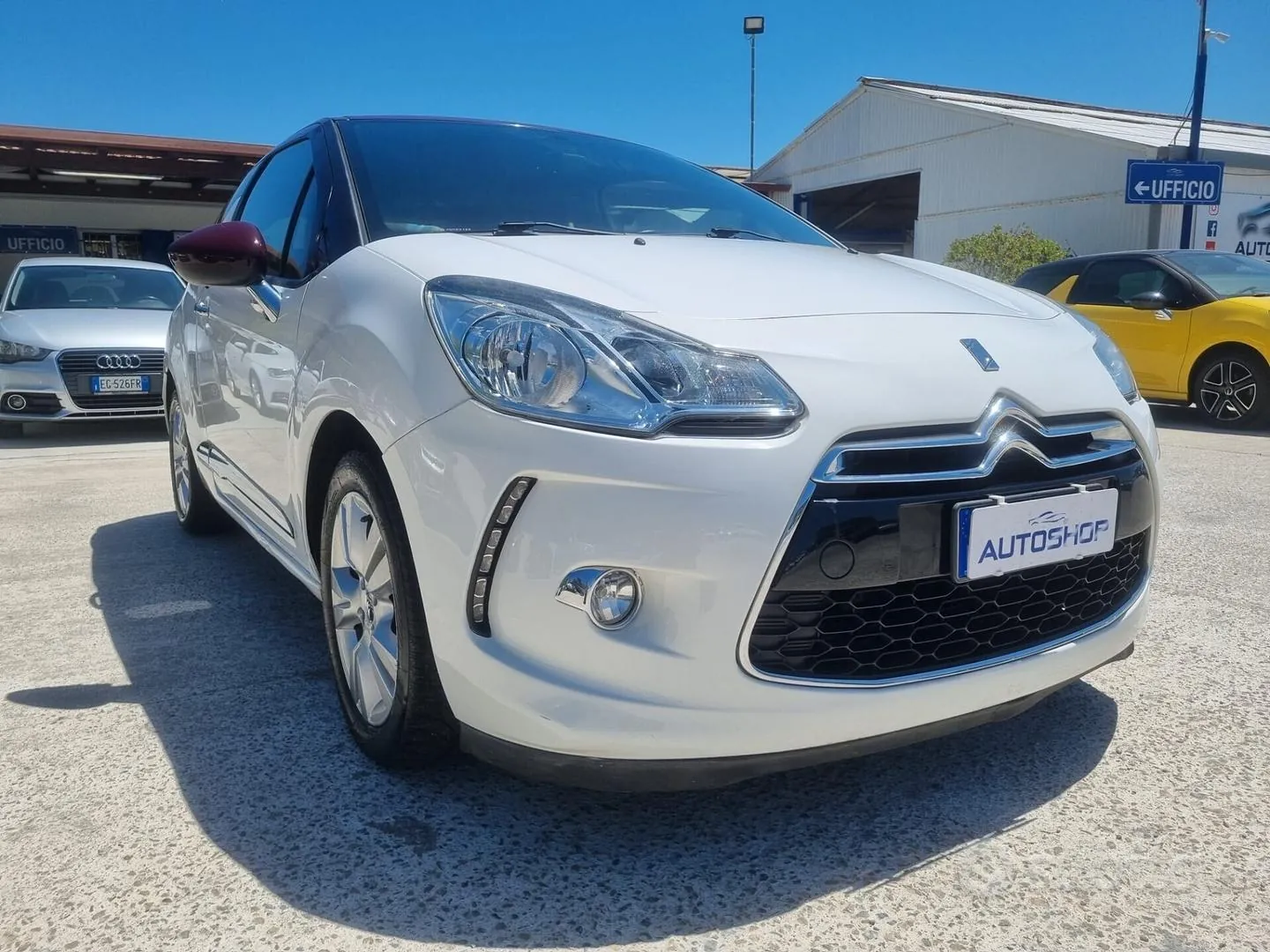 DS Automobiles Ds 3 2011 photo 3