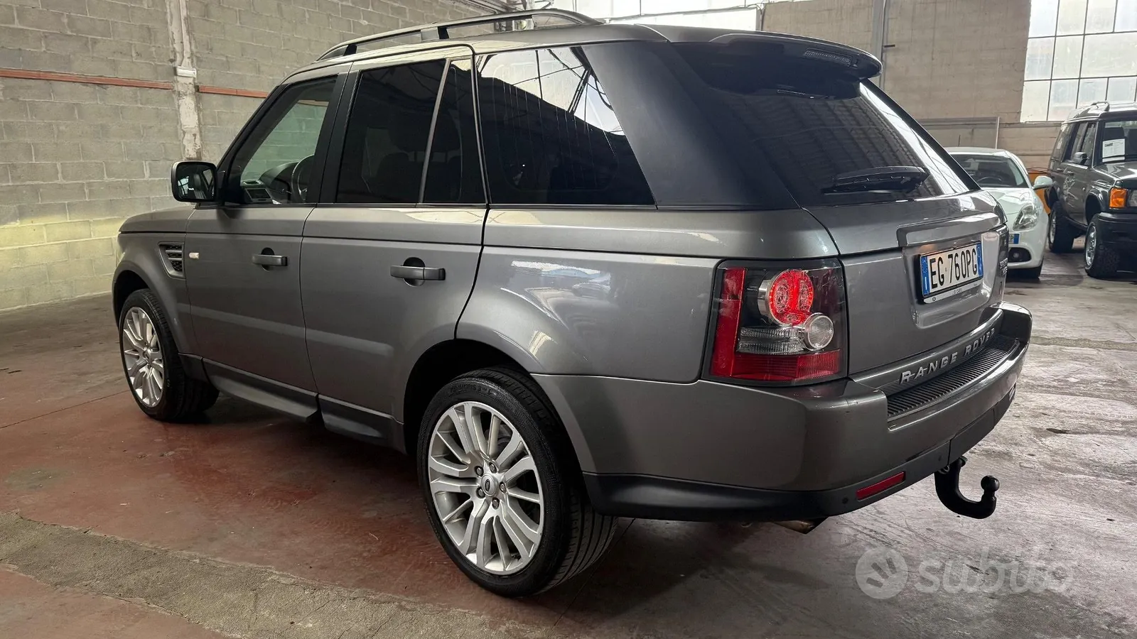 Land Rover Range Rover Sport 2011 photo 4