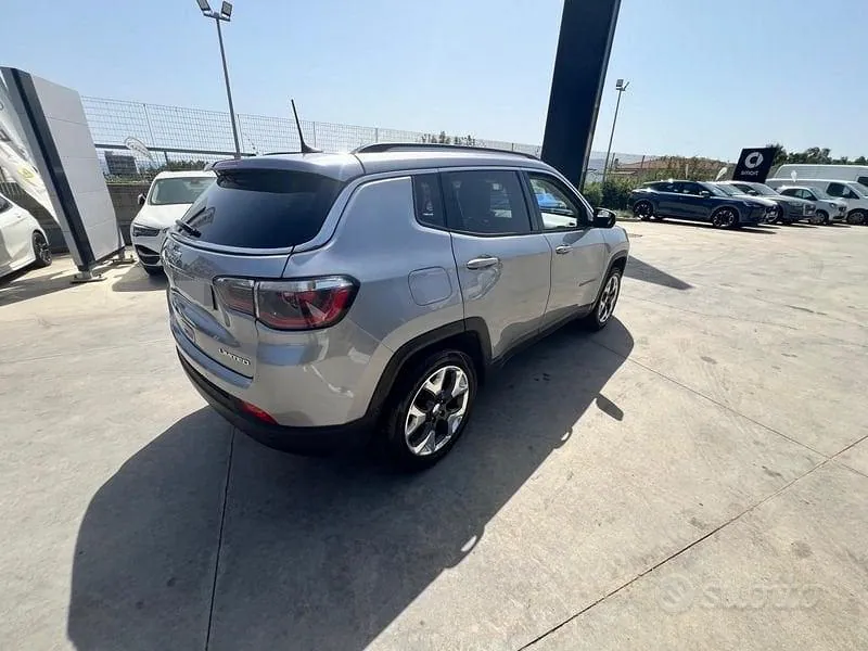 Jeep Compass 2018 photo 4