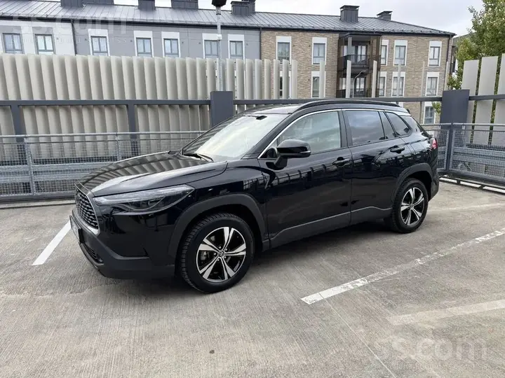 Toyota Corolla Cross 2023 photo 2