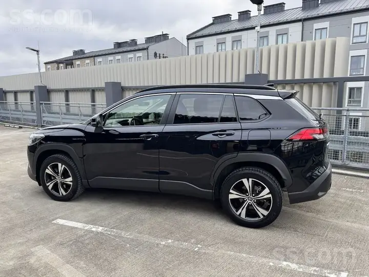 Toyota Corolla Cross 2023 photo 3