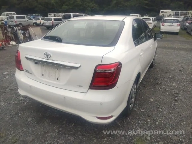 Toyota Corolla Axio 2021 photo 4