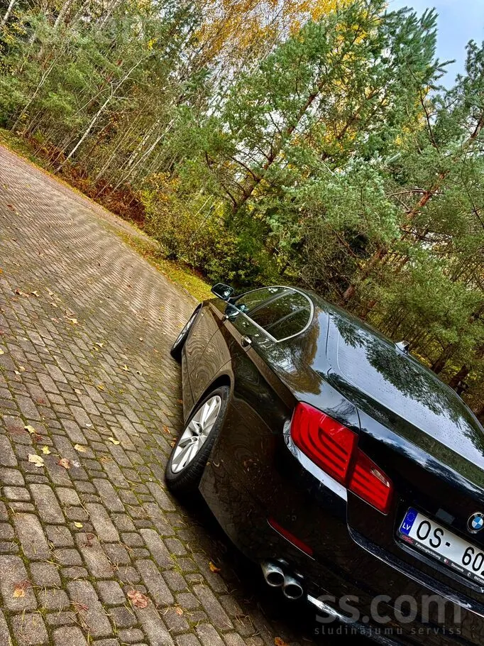 BMW 530 2010 photo 3