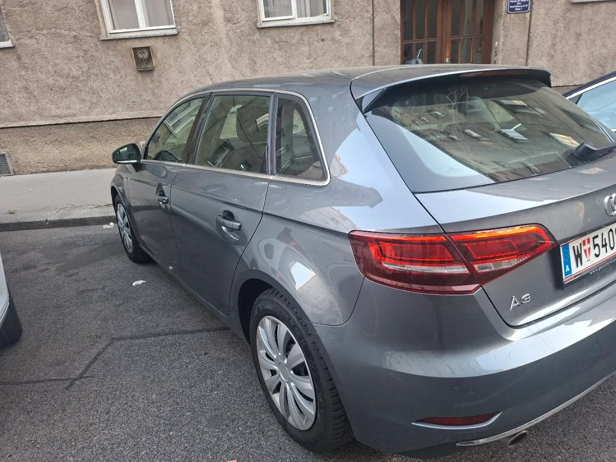 Audi A3 2019 photo 2