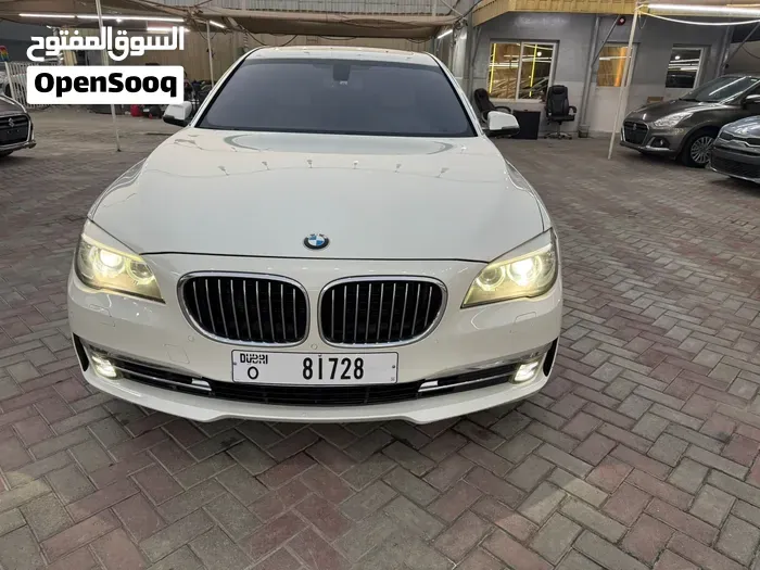 BMW 7 Series 2015 photo 2