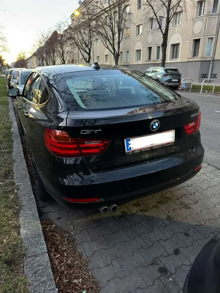 BMW 3 Series 2016 photo 2