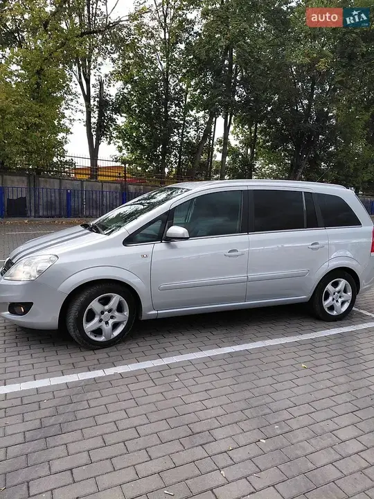 Opel Zafira 2008 photo 3
