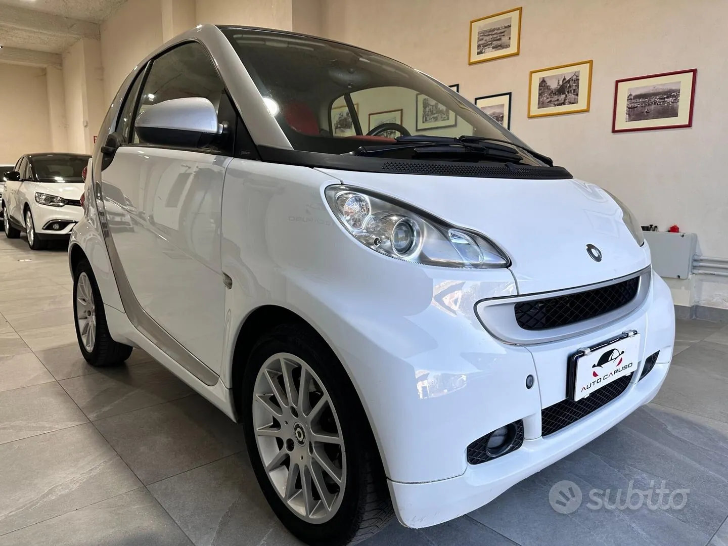 Smart Fortwo 2011 photo 2