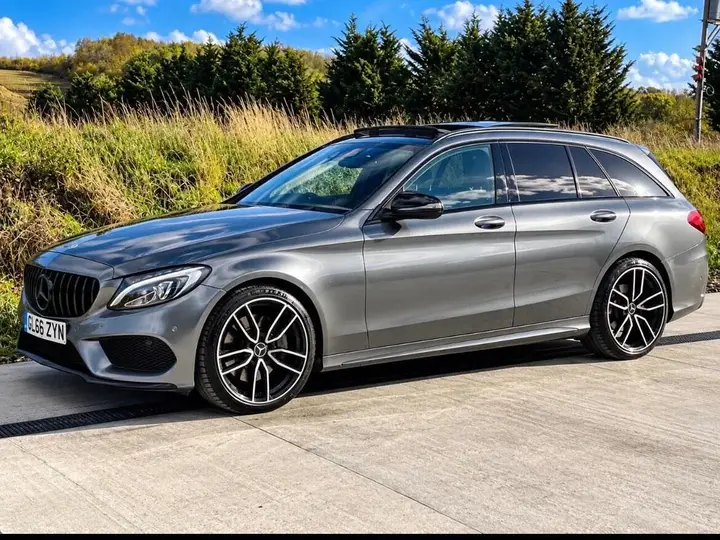 Mercedes-Benz C-Class 2016 photo 3