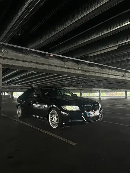 BMW 320I 2008 photo 3