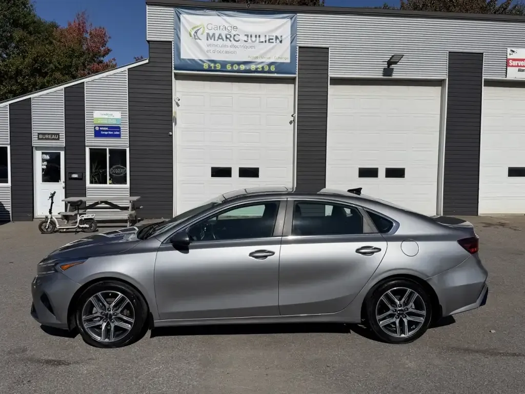 Kia Forte 2022 photo 2