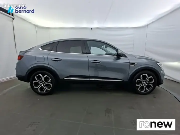 Renault Arkana 2023 photo 4