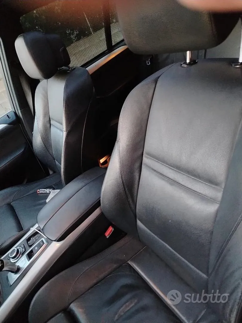 BMW X5 2010 photo 4
