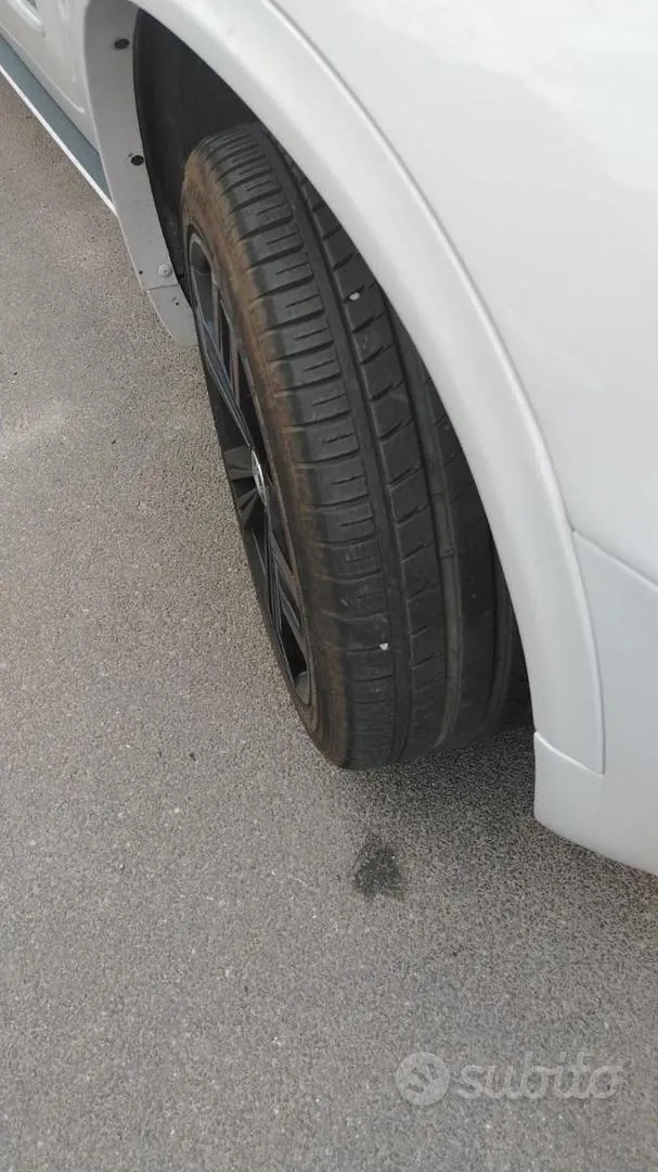 BMW X5 2010 photo 5