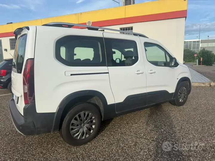 Peugeot Rifter 2022 photo 2