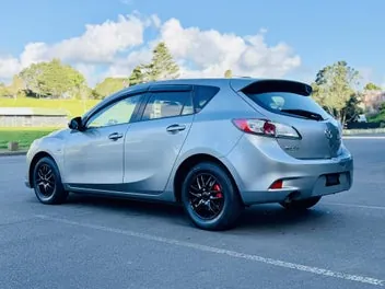 Mazda Axela 2013 photo 3