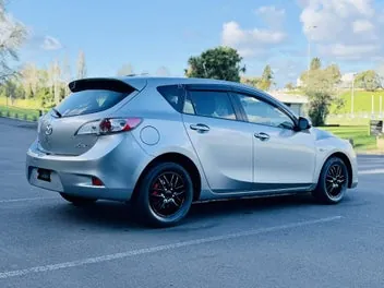 Mazda Axela 2013 photo 4