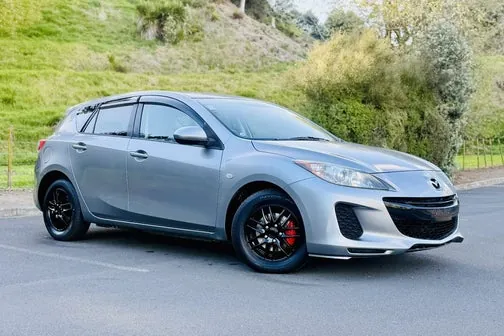 Mazda Axela