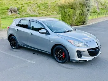 Mazda Axela 2013 photo 5